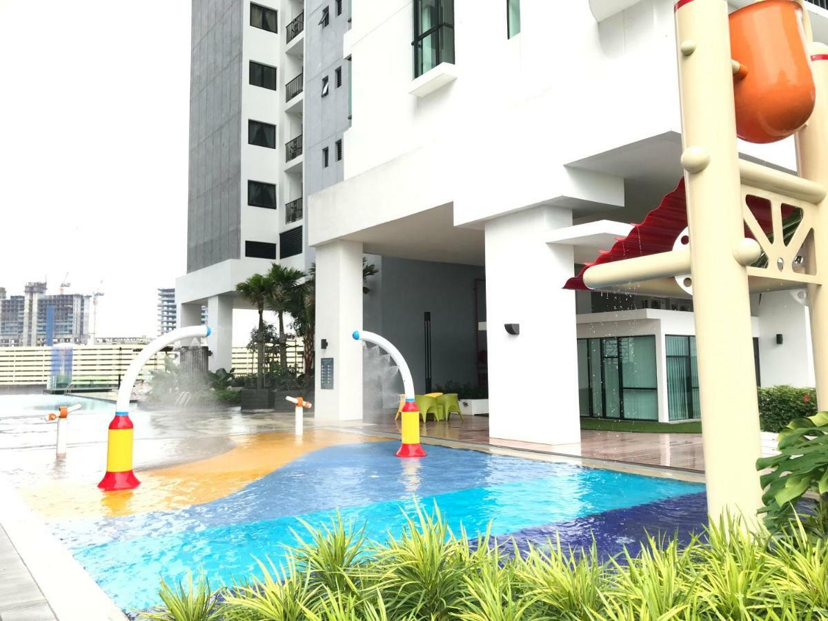 Mosaic Souhtkey Highfloor 2Br 2-6Pax 5Mins Jbciq&Sentosa Leilighet Johor Bahru Eksteriør bilde
